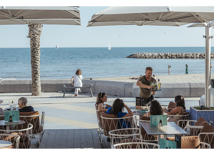 Galerie - La Petite Plage - restaurant LA GRANDE-MOTTE - Bar à cocktail La Grande-Motte