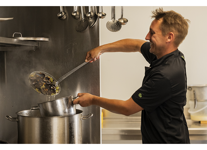 Galerie - La Petite Plage - restaurant LA GRANDE-MOTTE - manger a LA GRANDE-MOTTE