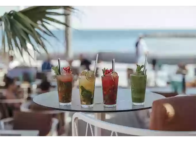 Galerie - La Petite Plage - restaurant LA GRANDE-MOTTE - Restaurant terrasse La Grande-Motte